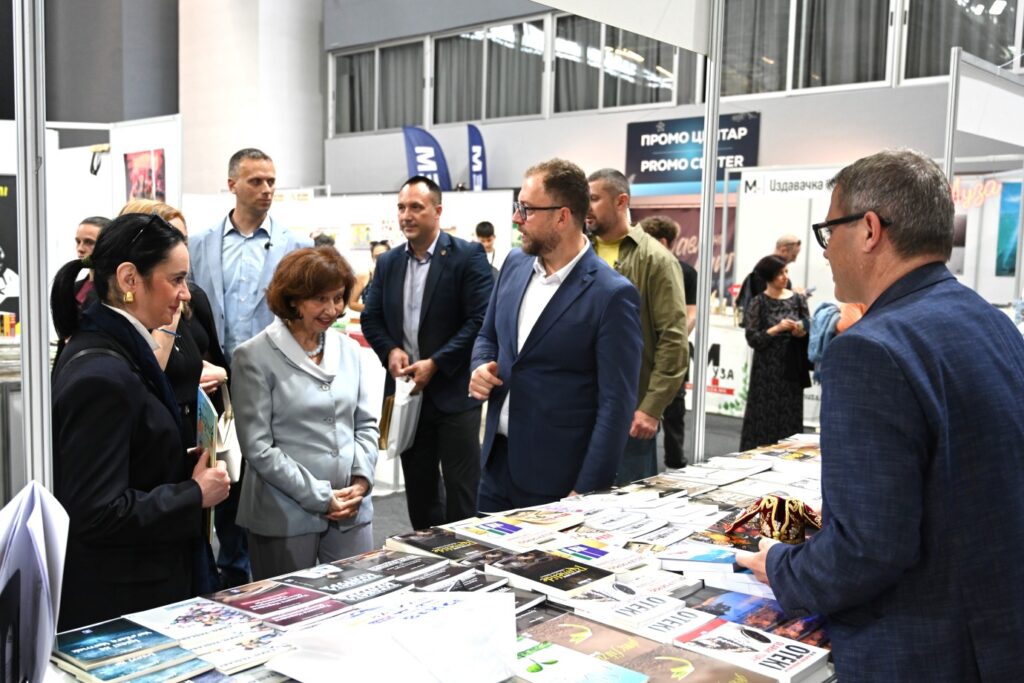37. Uluslararası Üsküp Kitap Fuarı kapılarını kitapseverlere açtı