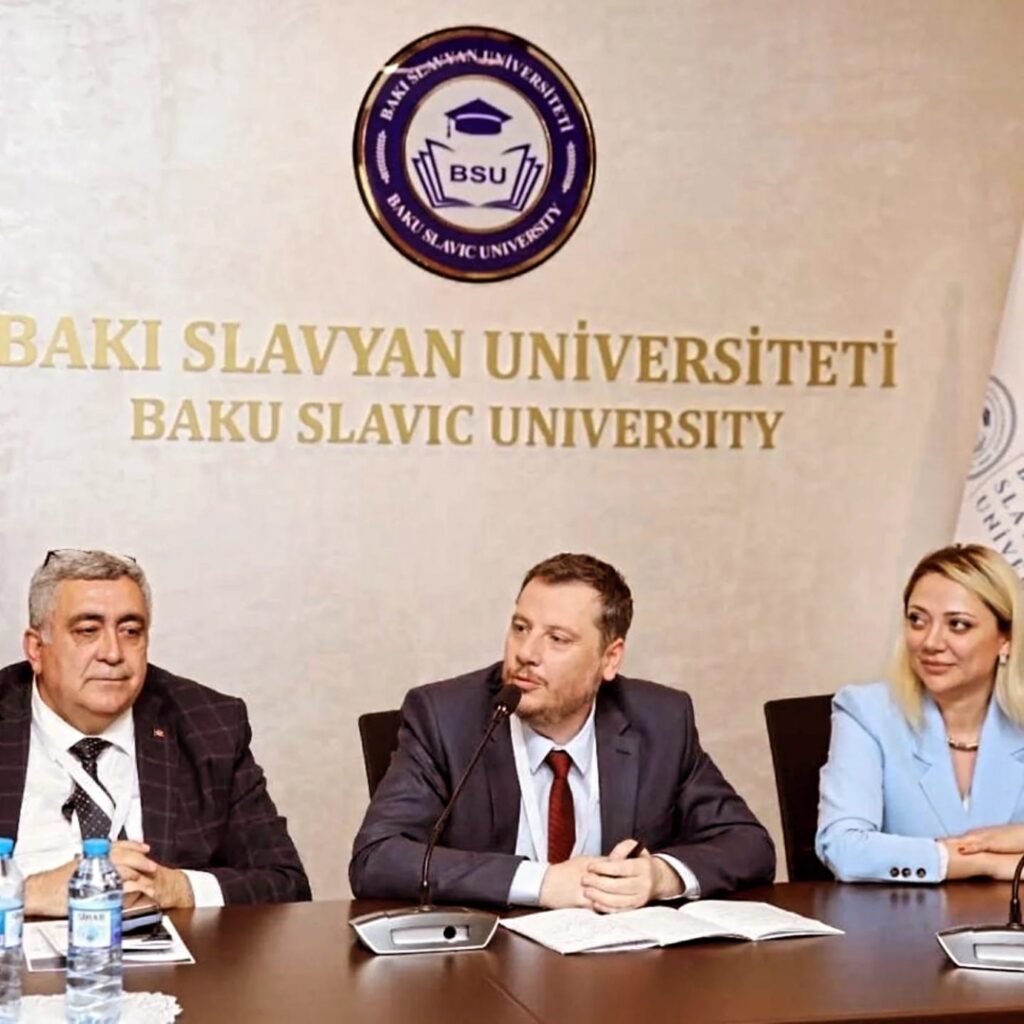 Prof. Dr. Osman Emin, Bakü Slavyan Üniversitesi’nde Uluslararası Konferansta Bildiri Sundu