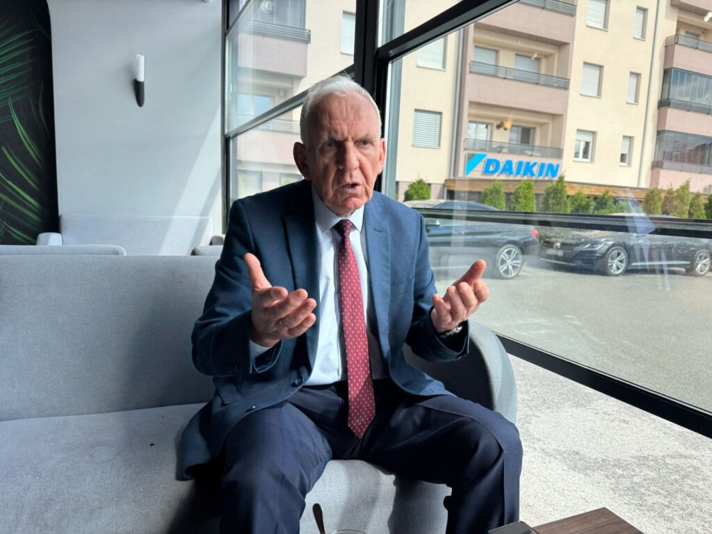 Hadi Nezir’in, Mühendislikten Devlet Bakanlığına Uzanan Yolculuğu