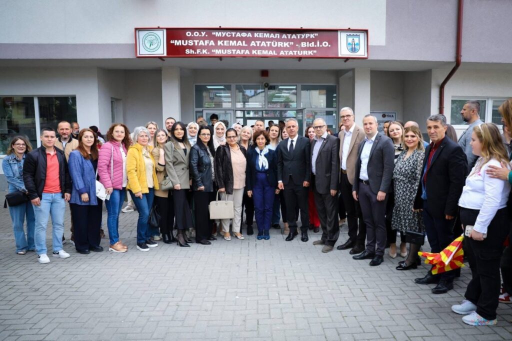 Davkova, Gostivar halkının devlete olan geleneksel sadakatini yüksek takdirle karşılıyorum