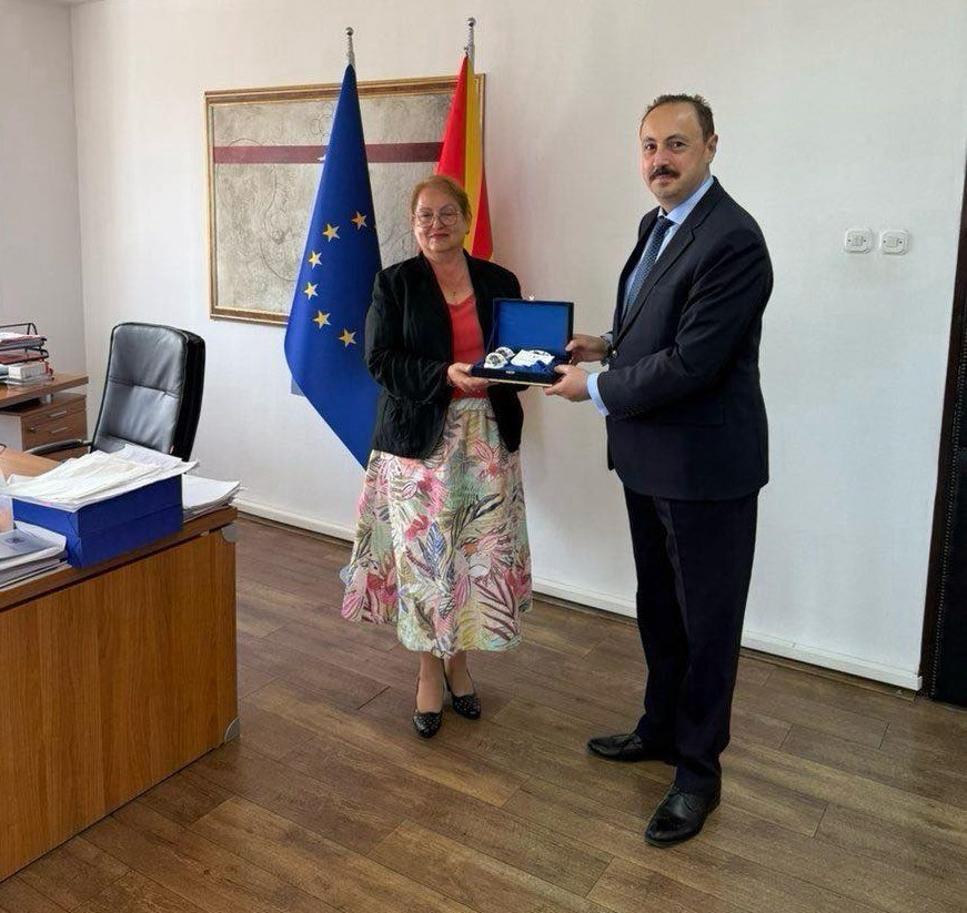 Büyükelçi Ulusoy’dan Eğitim Bakanı Yanevska’ya ziyaret