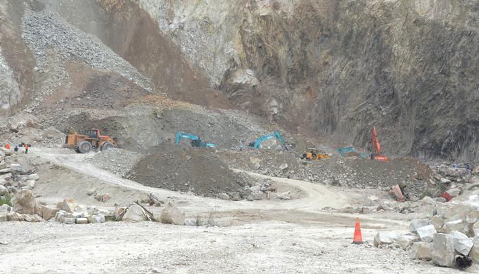 Endonezya’da taş ocağı faciası! 14 kişi hayatını kaybetti, enkaz altında kalanlar var