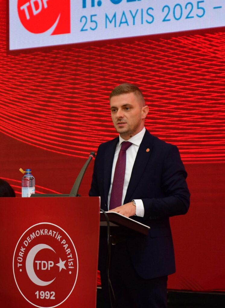 Erdal Ahmedi: Gönlünden ve aklından geçeni diline yansıtmaktan alıkonunan bütün kardeşlerime de saygı ve sevgilerimi iletiyorum