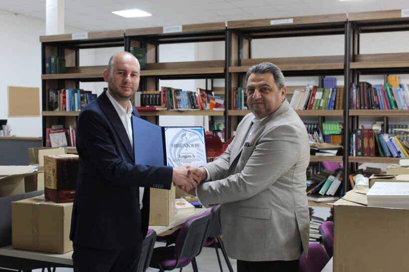 Logos-A’dan Rahibe Teresa Üniversitesi’ne kitap bağışı