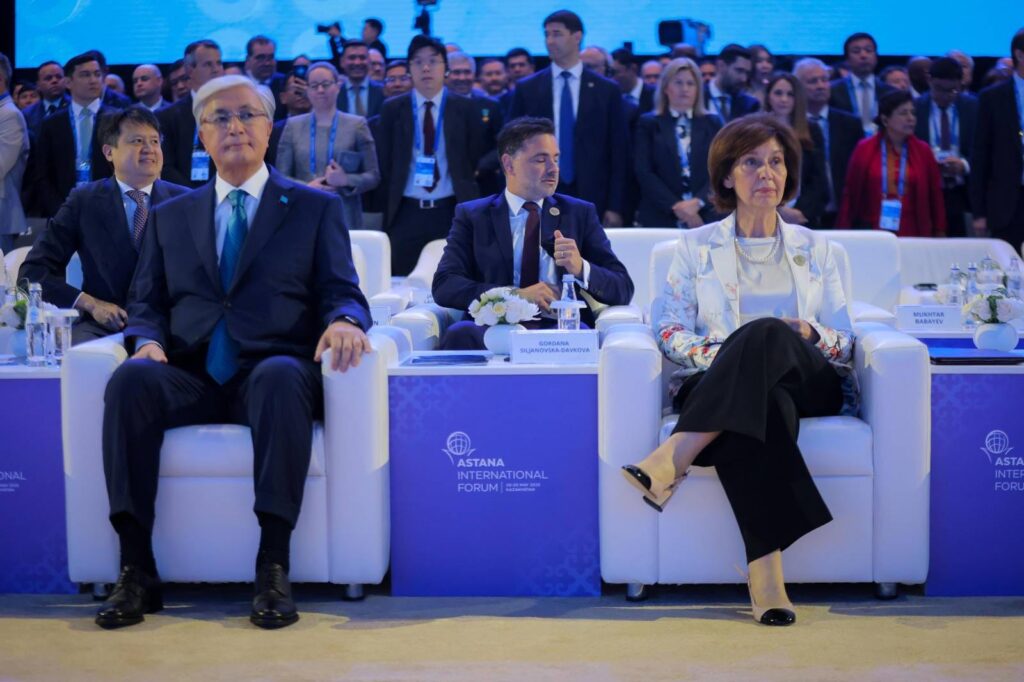 Cumhurbaşkanı Davkova Astana Forumu’nda konuştu: Sorunları güçle değil, ilkelerle çözen bir dünyaya ihtiyacımız var