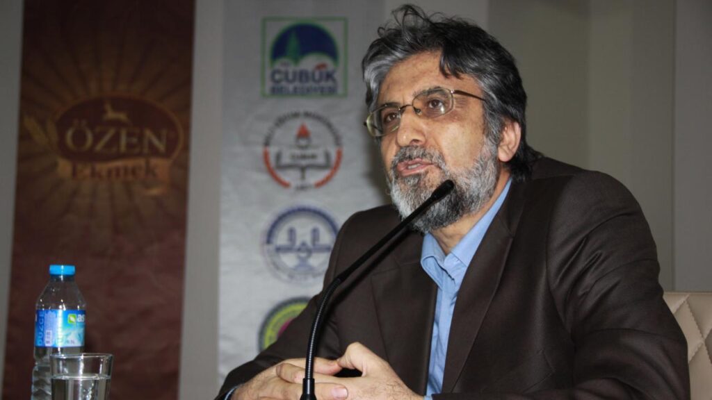 Bir hakikat gönüllüsü: Akif Emre