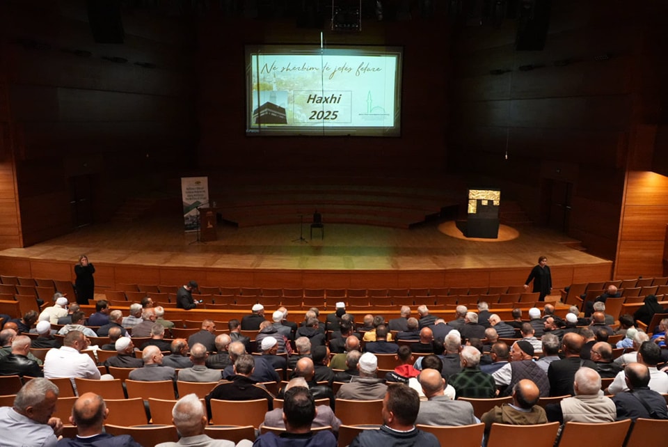 Üsküp Müftülüğü’nden hacı adaylarına oryantasyon semineri