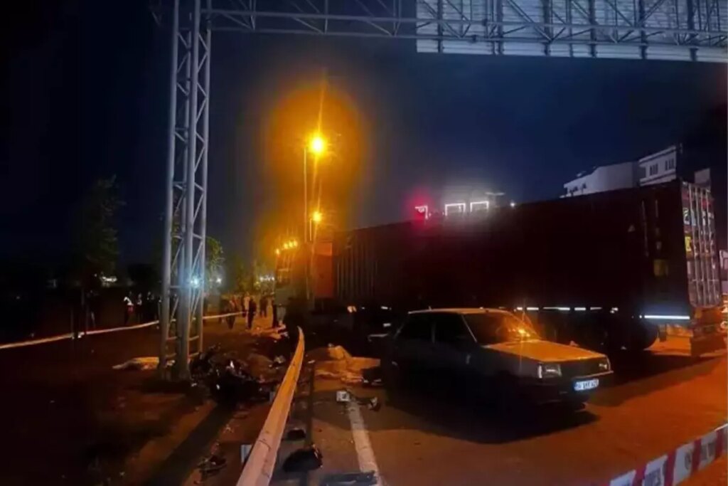 Beylikdüzü’nde tır kazası! 1 kişi hayatını kaybetti