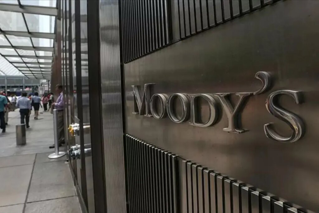 Moody’s, ABD’nin kredi notunu düşürdü