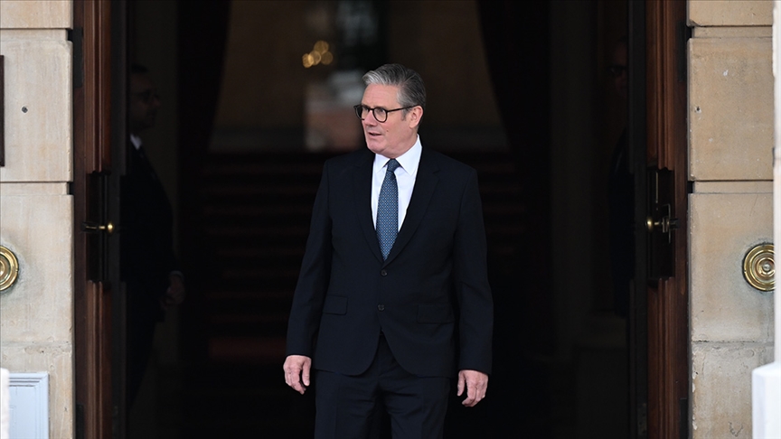 İngiltere Başbakanı Starmer, “Gazze’de soykırım olduğunu düşünüyor musunuz?” sorusuna yanıt vermedi