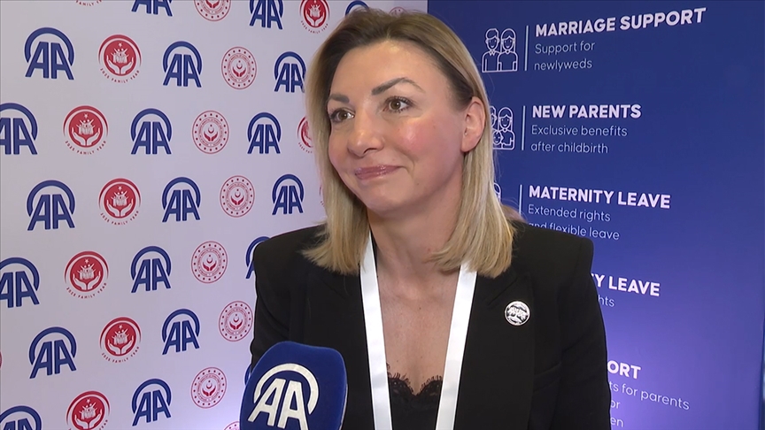 Sırp bakan Macura’dan Uluslararası Aile Forumu’na övgü