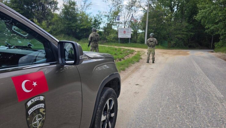 Türk askerinden Kosova genelinde devriye faaliyetleri
