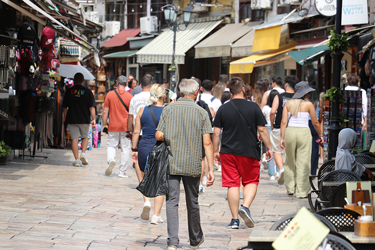 K. Makedonya’daki yabancı ziyaretçilerin yüzde 42’sini Türkiye’den gelen turistler oluşturuyor