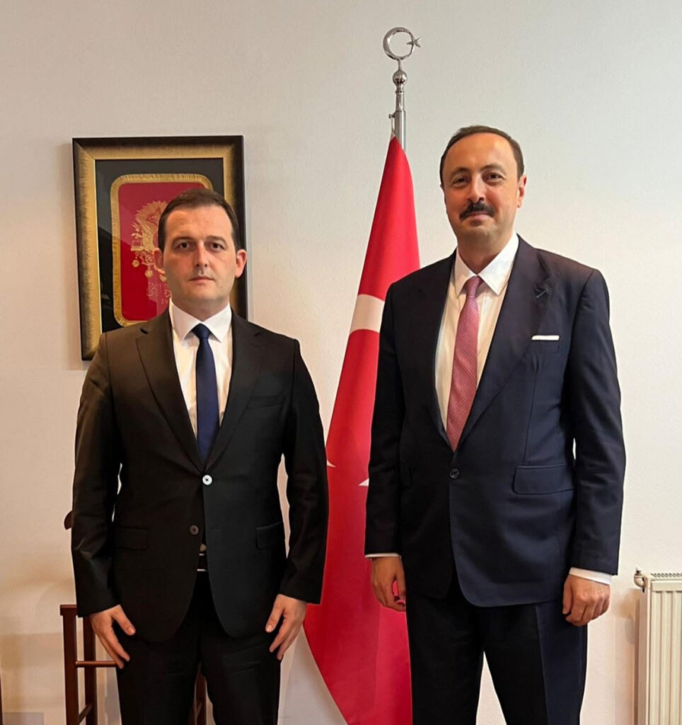 TDP Başkanı Zeynula’tan Büyükelçi Ulusoy’a nezaket ziyareti