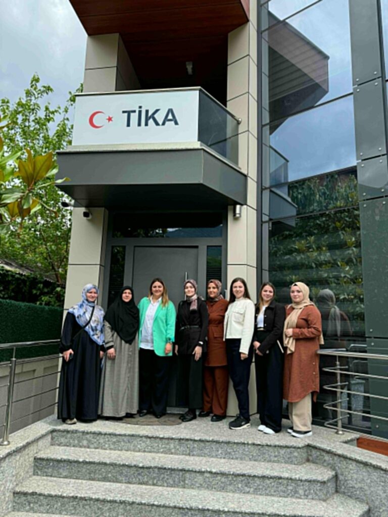 Ensar Derneği “Şule Yüksel Şenler” Kız Üniversite Öğrenci Yurdu yetkililerinden TİKA Üsküp Ofisi’ne ziyaret