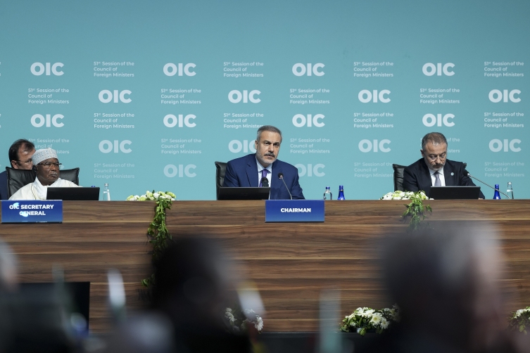 İslam İşbirliği Teşkilatı İstanbul Deklarasyonu’nda, İsrail’e karşı tedbir çağrısı