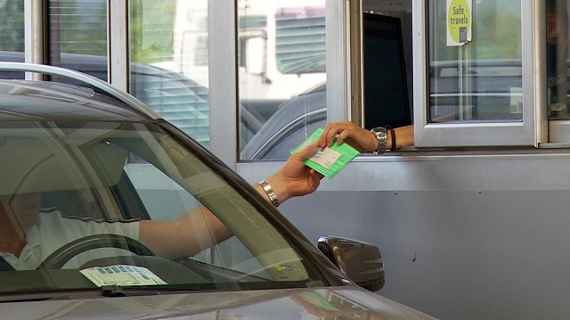 Trafik sorunsuz ilerliyor, sınır geçişlerinde gecikme yaşanmıyor