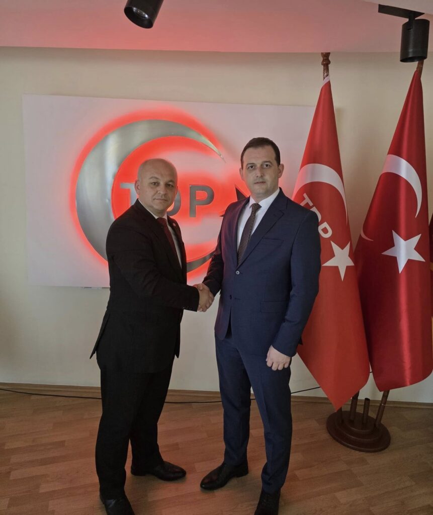 TDP’de devir teslim töreni gerçekleşti