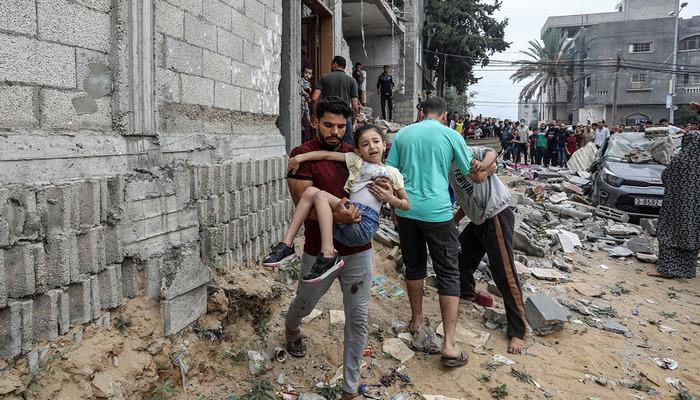 İsrail’in bayramın 2. gününde Gazze’ye düzenlediği saldırılarda 78 Filistinli hayatını kaybetti