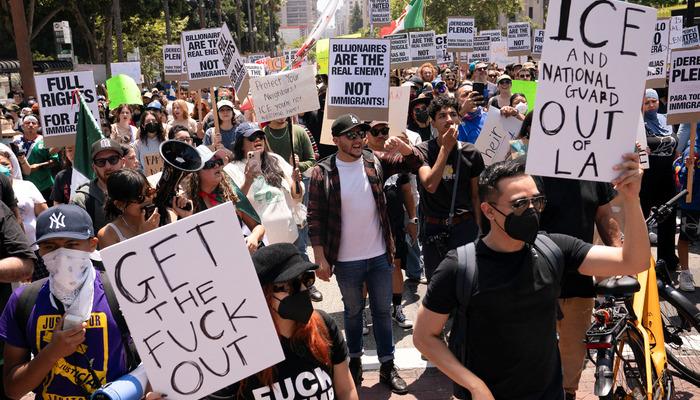 Los Angeles yangın yeri! Çatışmalar zirve yaptı… Trump: “Şehir işgal edildi…”