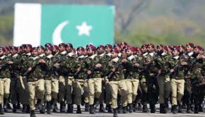 Pakistan, Hindistan’la yaşanan gerilim sonrası savunma harcamalarını yüzde 20 artırdı