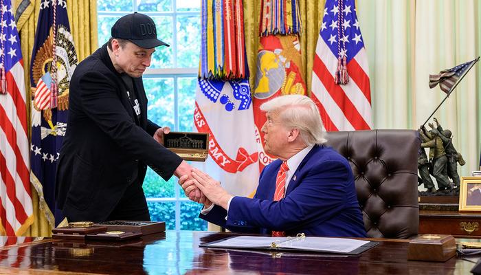 Trump’ı yerden yere vurmuştu! Elon Musk’tan geri adım: “Trump’la ilgili bazı paylaşımlarımdan pişmanlık duyuyorum”