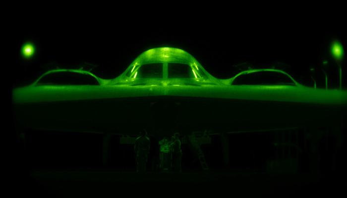 36 saat kesintisiz uçuş yapmışlardı! ABD, İran’a saldıran B-2 bombardıman uçaklarının görüntülerini paylaştı