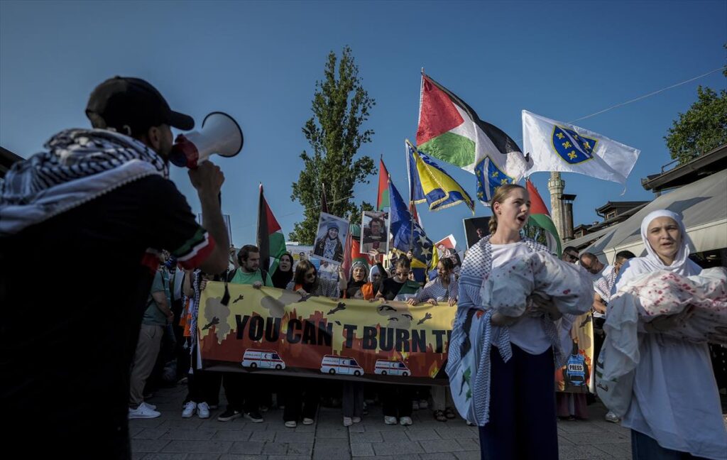 Saraybosna’da İsrail’in Gazze Saldırılarına Büyük Protesto