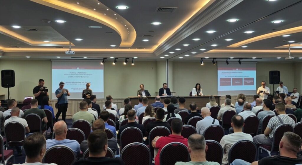 Gençler iş kurmak için 10 bin avro destek alabilecek