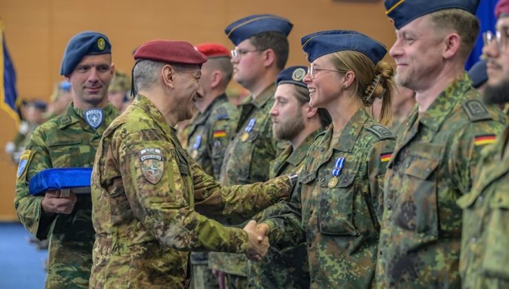 Kosova’da Alman askerlerinin görev süresi uzatıldı