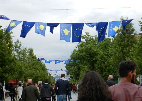AB’nin Kosova’ya uyguladığı hangi yaptırımlar kaldırılacak?