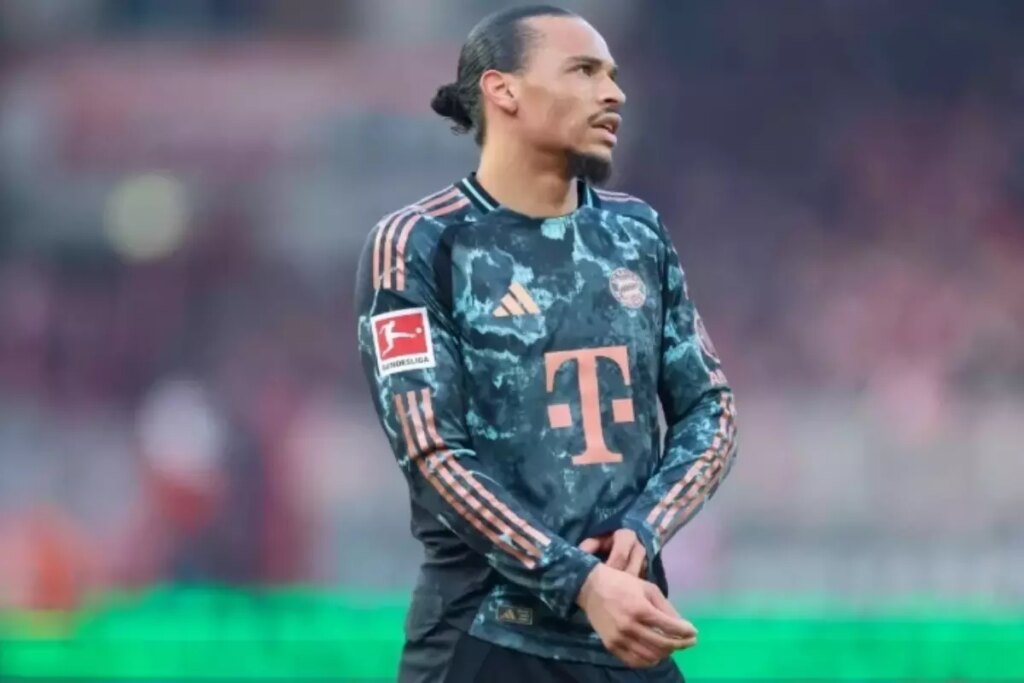 Leroy Sane UÇAK TAKİP kodu ne, saat kaçta Atatürk Havalimanı’na inecek?