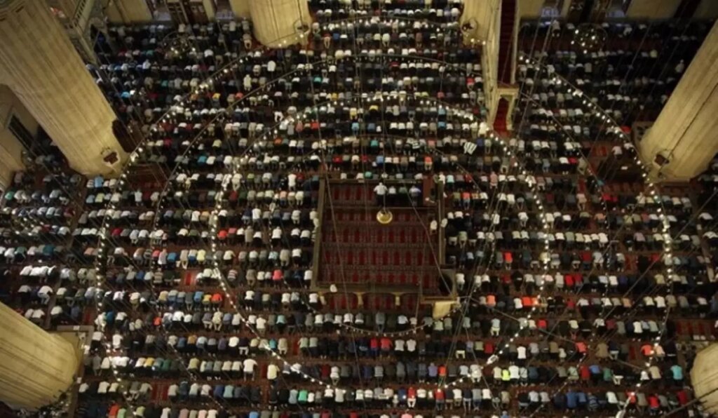 Niğde bayram namazı saat kaçta 2025? Kurban Bayramı namaz vakti ne zaman? Diyanet il il Kurban Bayramı namaz saatleri!