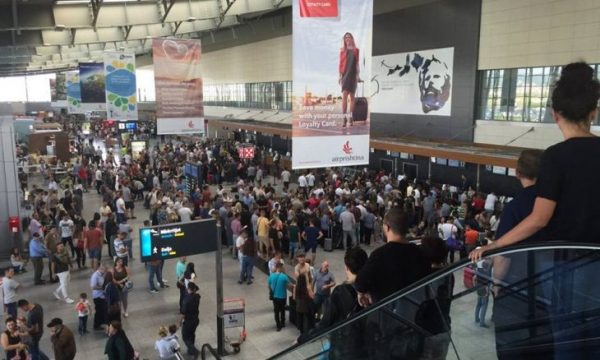 Priştine Havalimanı’nda yolcu ve uçuş sayısı arttı