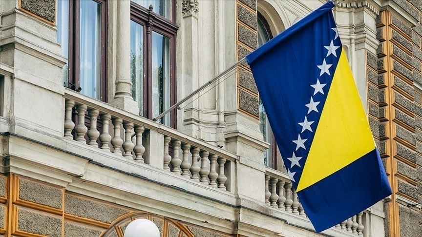 Bosna Hersek’te Meclis oturumu “yılan” nedeniyle ertelendi