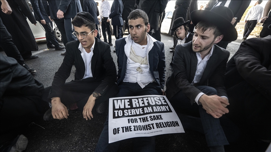 İsrail ordusu, gelecek ay 50 binden fazla Haredi için askere alım emri yayınlayacak