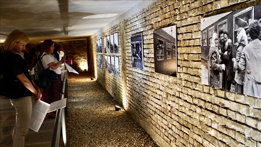 Bulgaristan’da komünist rejimin asimilasyon girişimleri fotoğraf sergisiyle anlatıldı