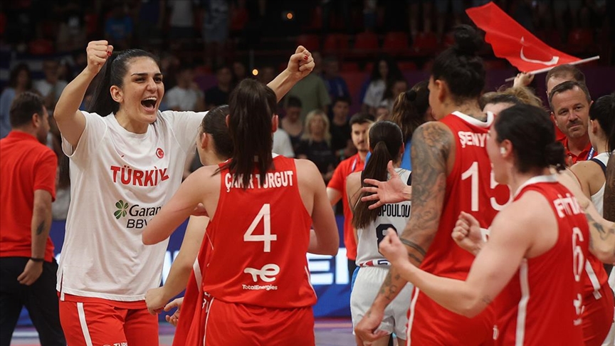 Yunanistan’ı yenen Türkiye A Milli Kadın Basketbol Takımı, Avrupa Şampiyonası’nda çeyrek finalde