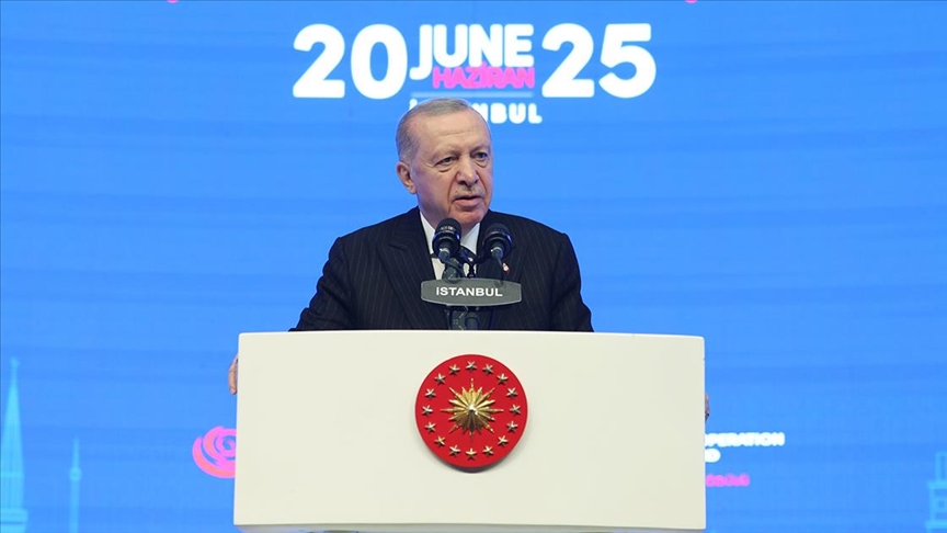 Daha fazla yıkım olmadan ellerin tetiklerden çekilmesi şarttır