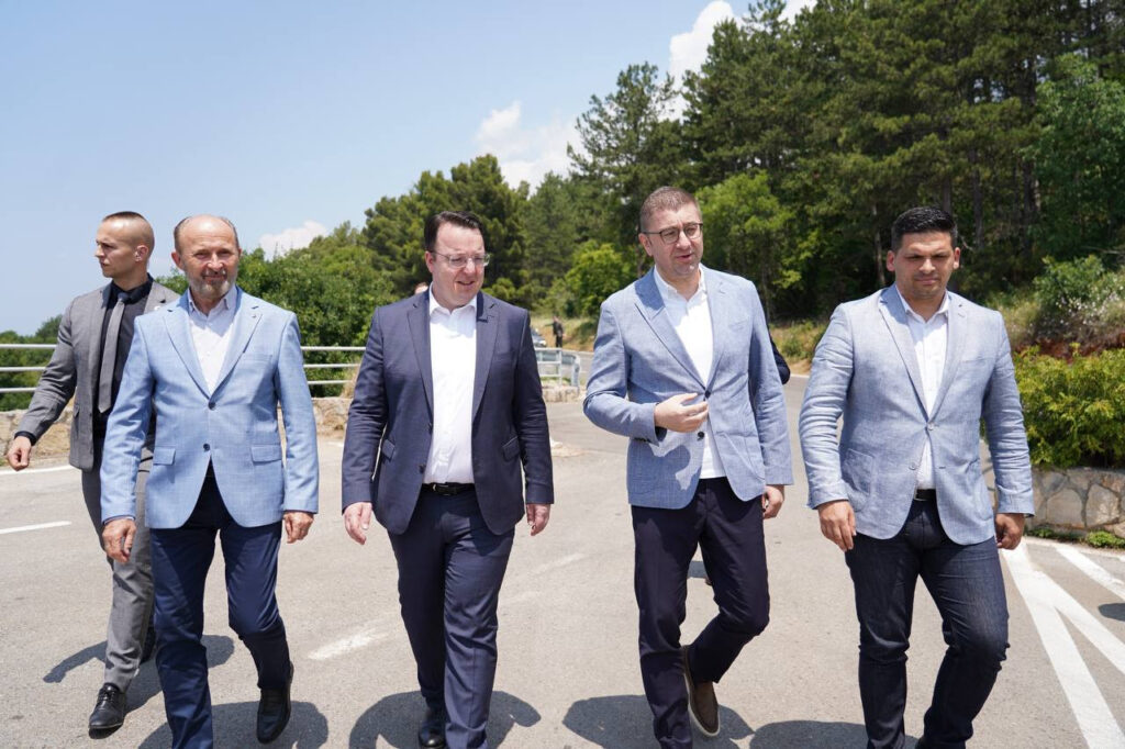 Mickoski: 11,7 milyon avro değerindeki Ohri – St. Naum yolu bugün itibarıyla hizmete açıldı