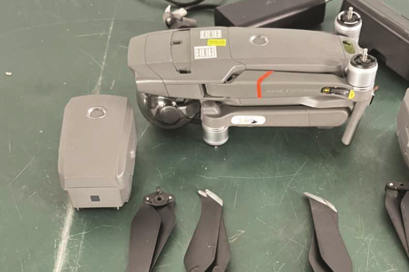 Gümrük, dron, sigara ve çocuklara ait elektrikli arabaların kaçakçılığını engelledi
