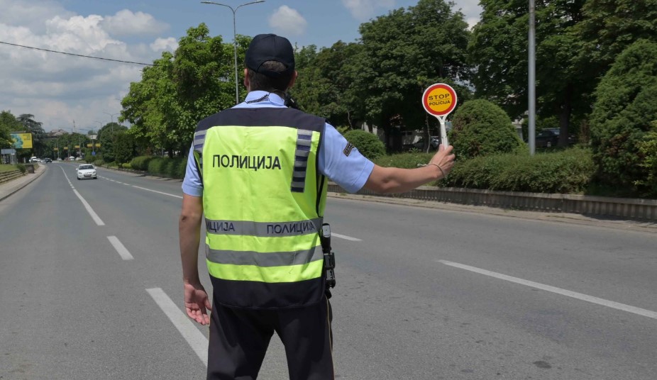 Kumanova ve Kalkandelen’de sadece 6 saatte 169 sürücüye ceza kesildi