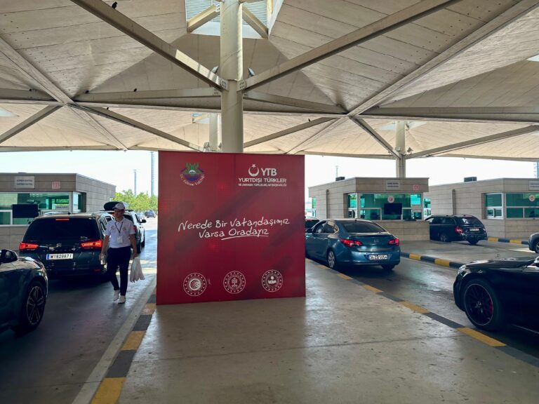 YTB’den Sınır Kapılarında “Karşılama ve Uğurlama” Hizmeti