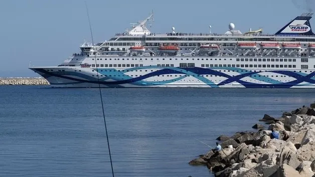 İsrail gemisi Girit’te de istenmiyor: “Turizm, ahlaki dokunulmazlık sağlayamaz”