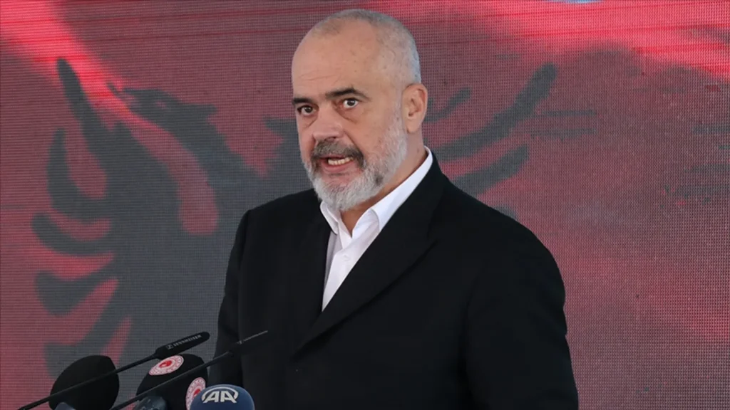 Arnavutluk Başbakanı Rama, yapay zekanın hükümetin bir parçası olabileceğini söyledi