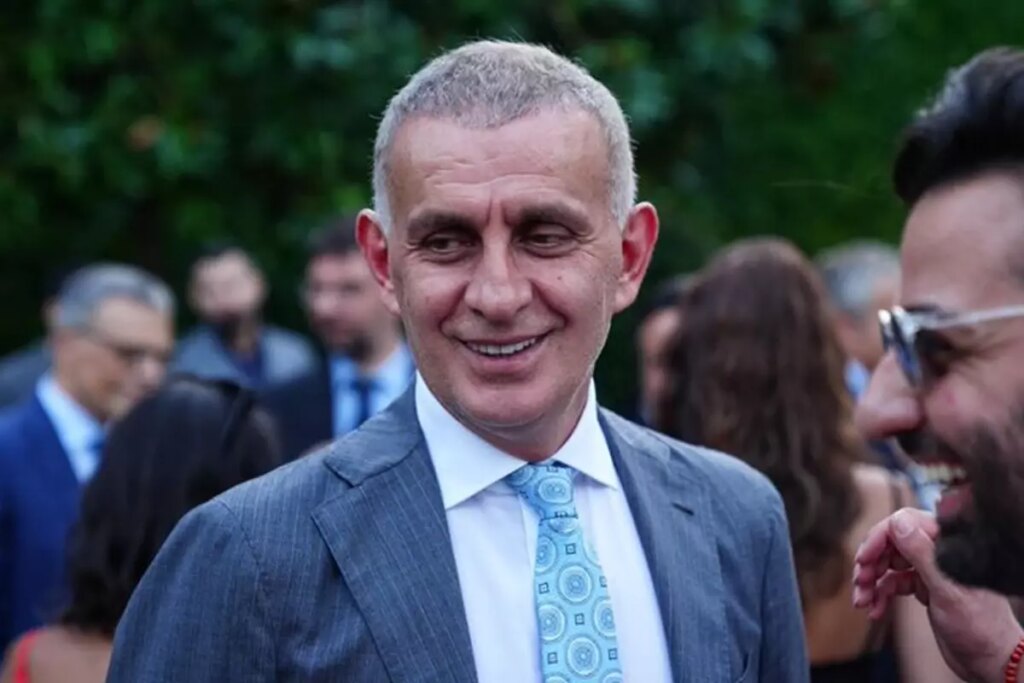 İbrahim Hacıosmanoğlu, Süper Lig’de yeni uygulamayı açıkladı: Saha içindeki her şey duyulacak