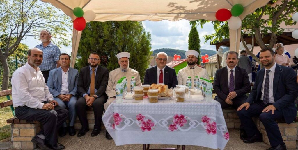 Bulgaristan’daki Gospodintsi Köyünde Yeni Cami Açılışını Gerçekleştirdi