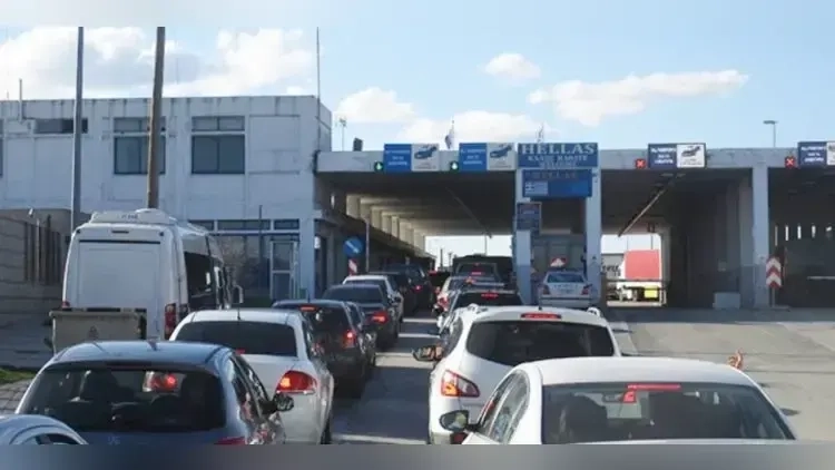 Yunanistan kara sınır kapılarında geçişleri hızlandıracak yeni uygulama başlıyor