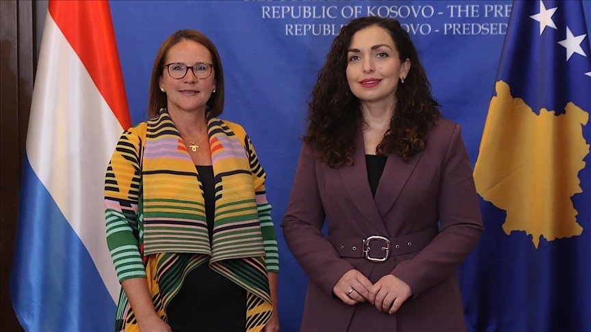 Kosova Cumhurbaşkanı Osmani, Lüksemburg Savunma Bakanı Backes’i kabul etti