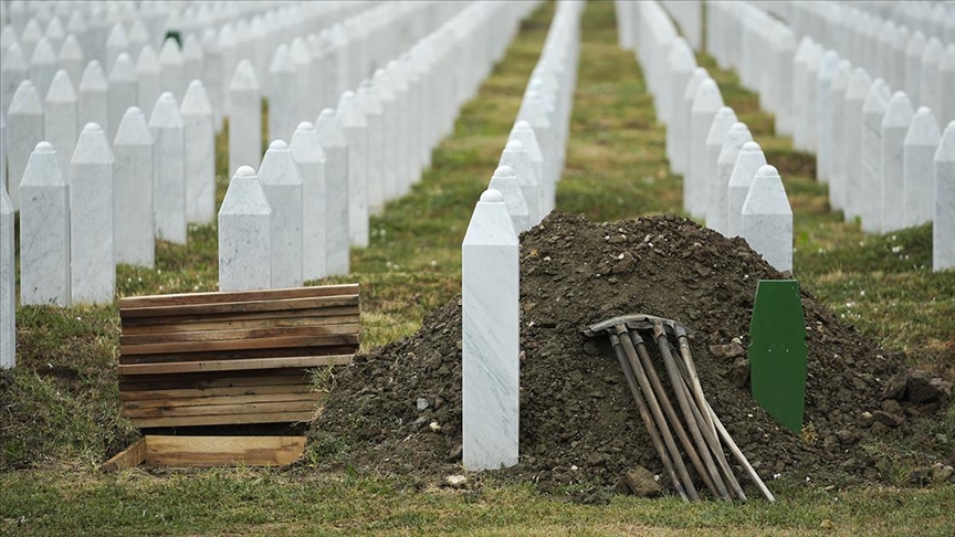 Srebrenitsa Soykırımı’nın 30. yılında 7 cenaze defnedilecek